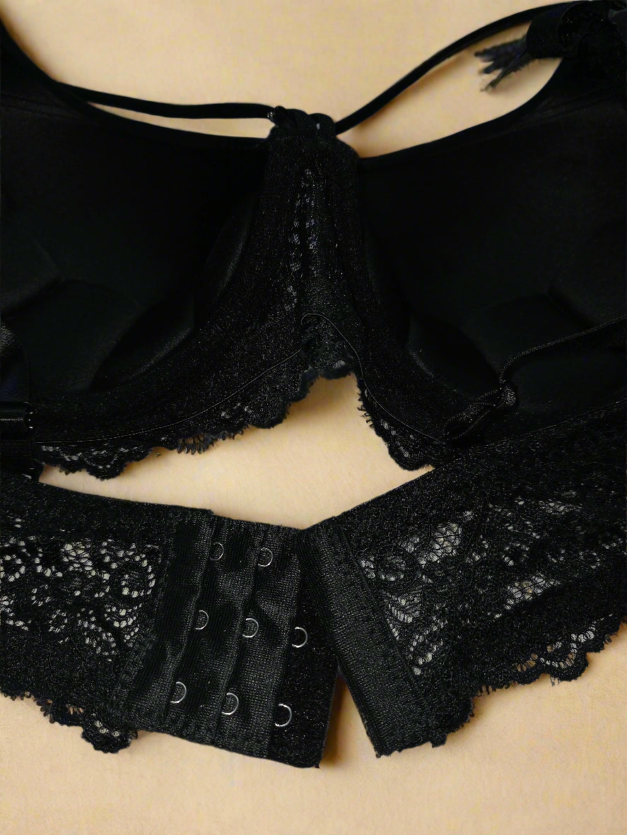 Elegant Padded Black Lace Bra – Comfort Meets Allure
